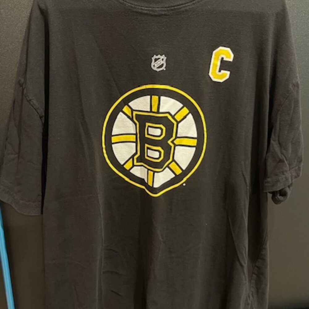 Patrice Bergeron Boston Bruins Fanatics Tee 3XL — NHL Player Shirt